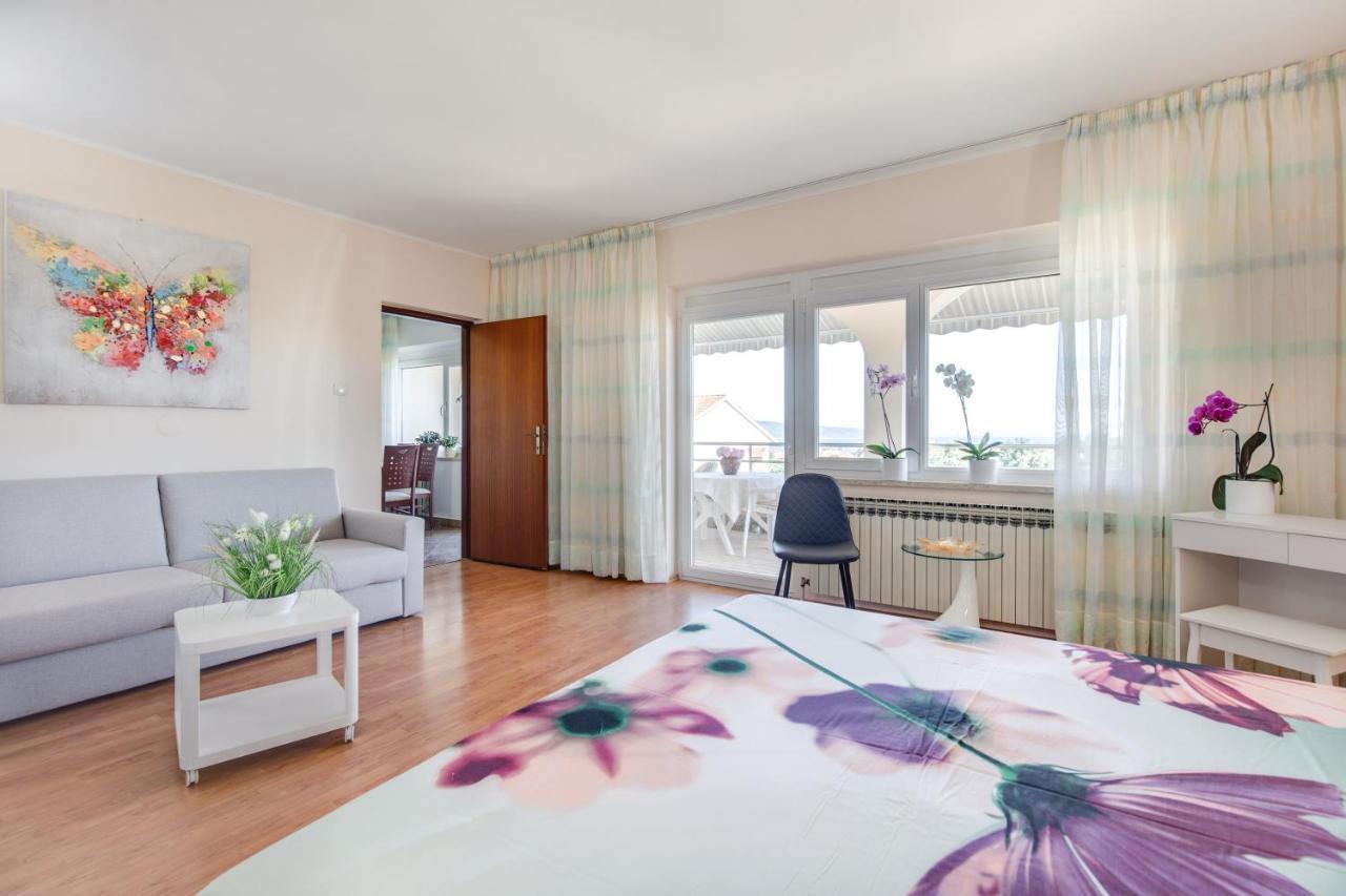 Apartmani Paradiso Krk Town Εξωτερικό φωτογραφία